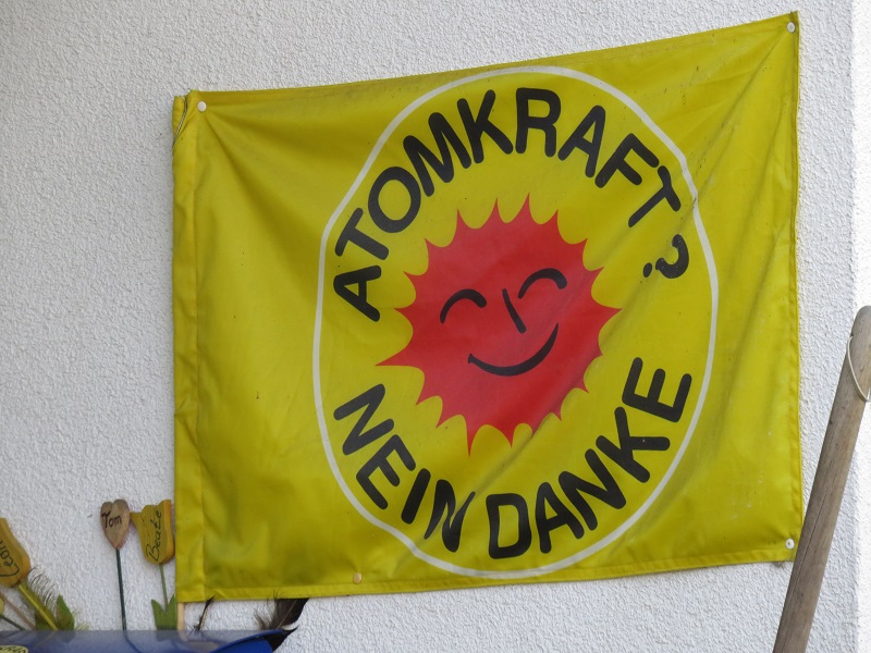 atomkraft-nein-danke-flagge-freiburg-fessenheim-klein