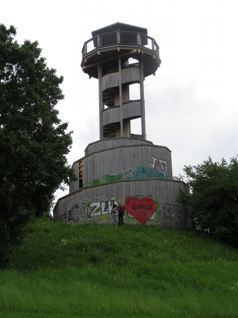 Seepark-freiburg-turm-flueckinger-see-klein