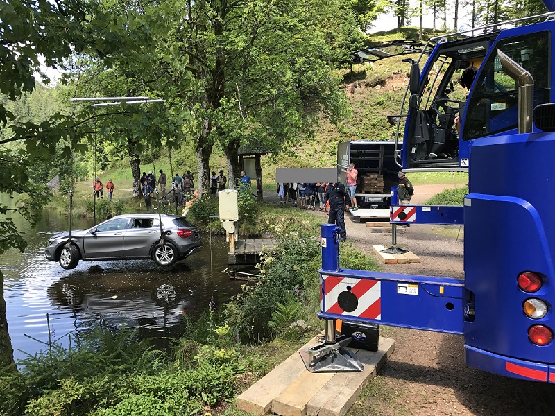 Bergung-nonnenmattweiher-freiburg-pkw-see-weiher