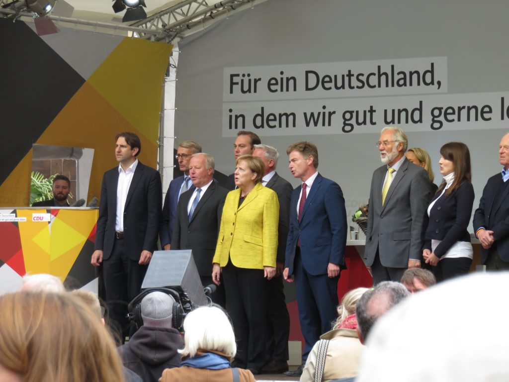 Deutsche Nationalhymne auf dem Münsterplatz