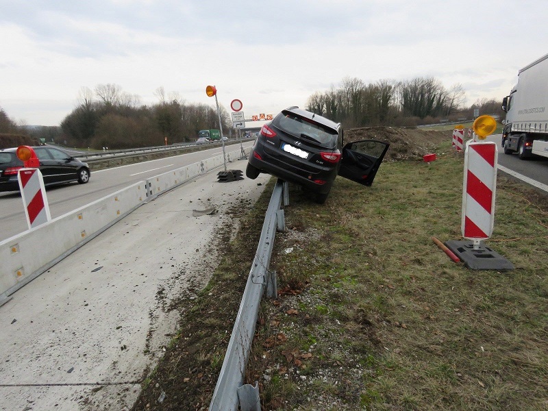 autobahn-a5-weil-leitplanke-polizei