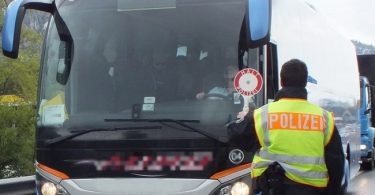 bus-grenzkontrolle-polizei-kiefersfelden-bundespolizei-somalia