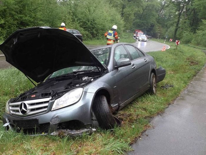 umkirch-unfall-ueberholen-vu-polizei