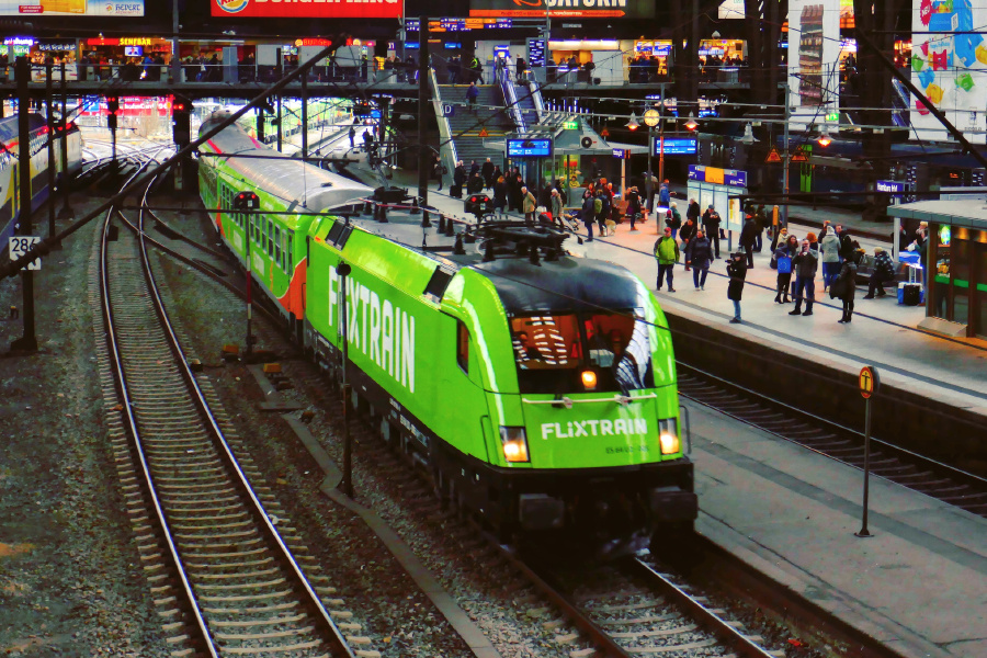 Flixtrain Zug Freiburg-Hamburg