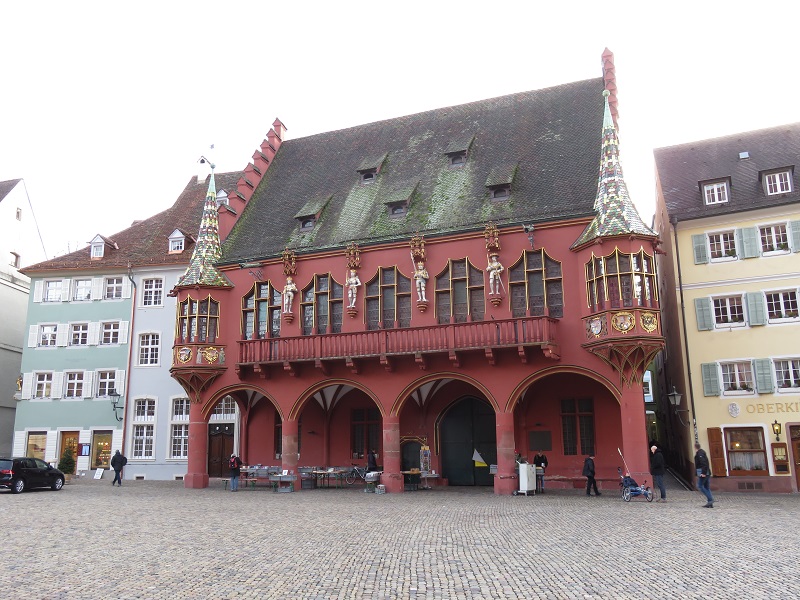 historisches-kaufhaus-freiburg-muensterplatz
