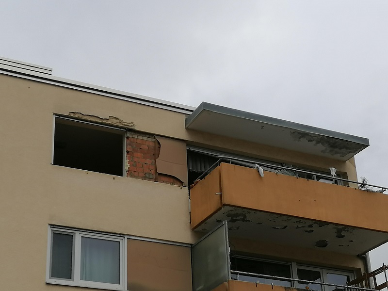 Feuer Brand Ebnet Im Etter Wohnung Fenster