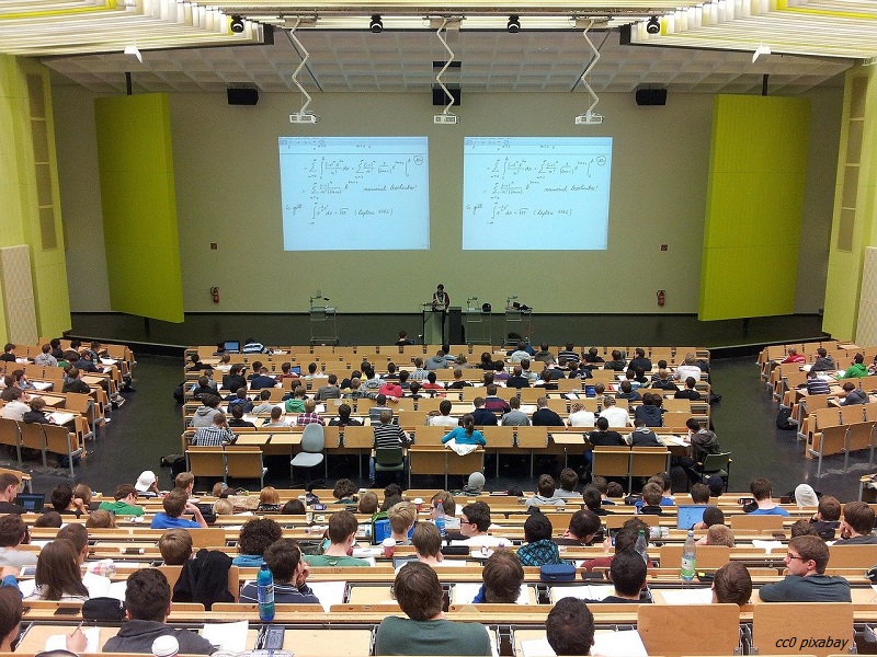 studenten-hörsaal-