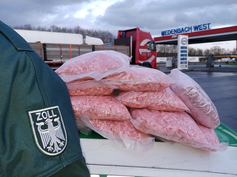 Ecstasy-Tabletten Raststätte Medenbach - Zoll Darmstadt