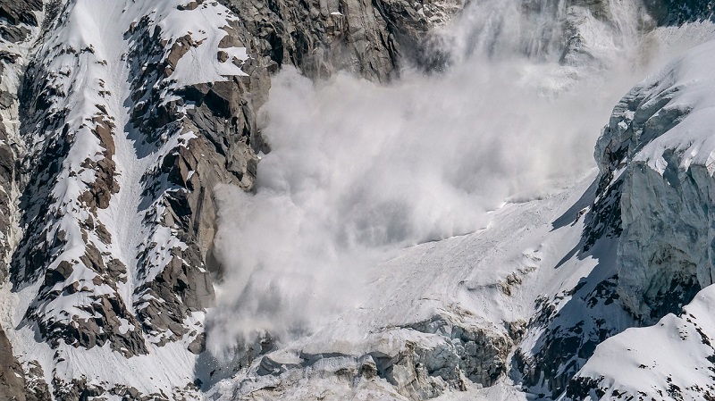 lawine-mont-blanc-frankreich