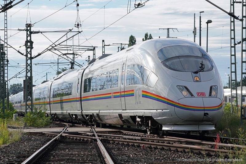 ICE Regenbogen Deutsche Bahn