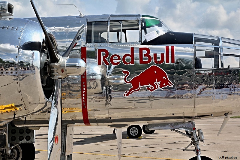 Red Bull Flugzeug