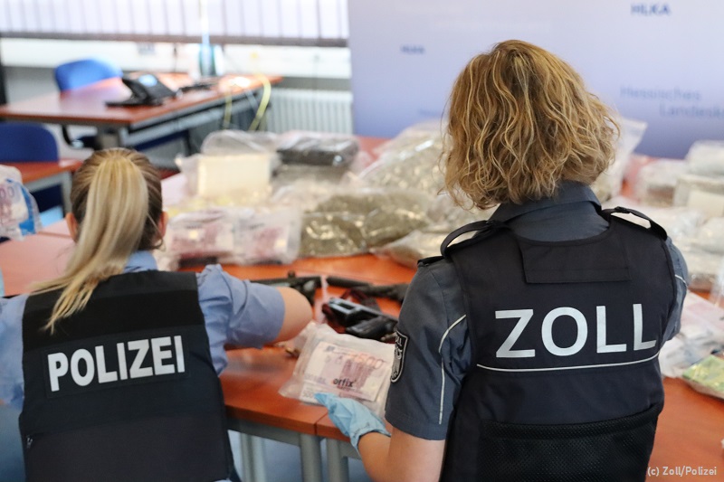 Zoll Polizei Hanau