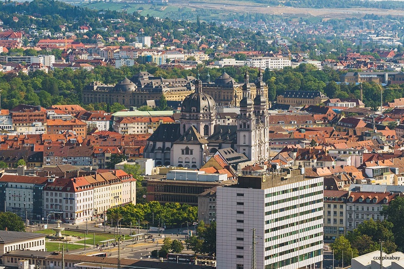 würzburg-stift-haug