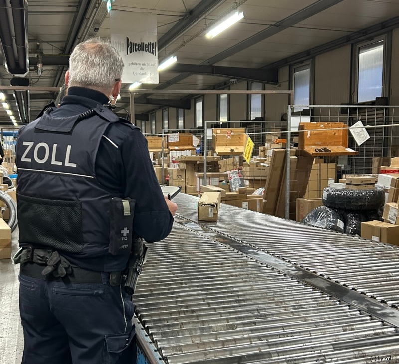 zollkontrolle-paketdienste